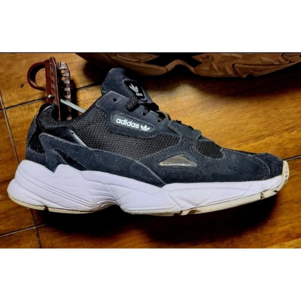 Adidas Originals‎ Falcon